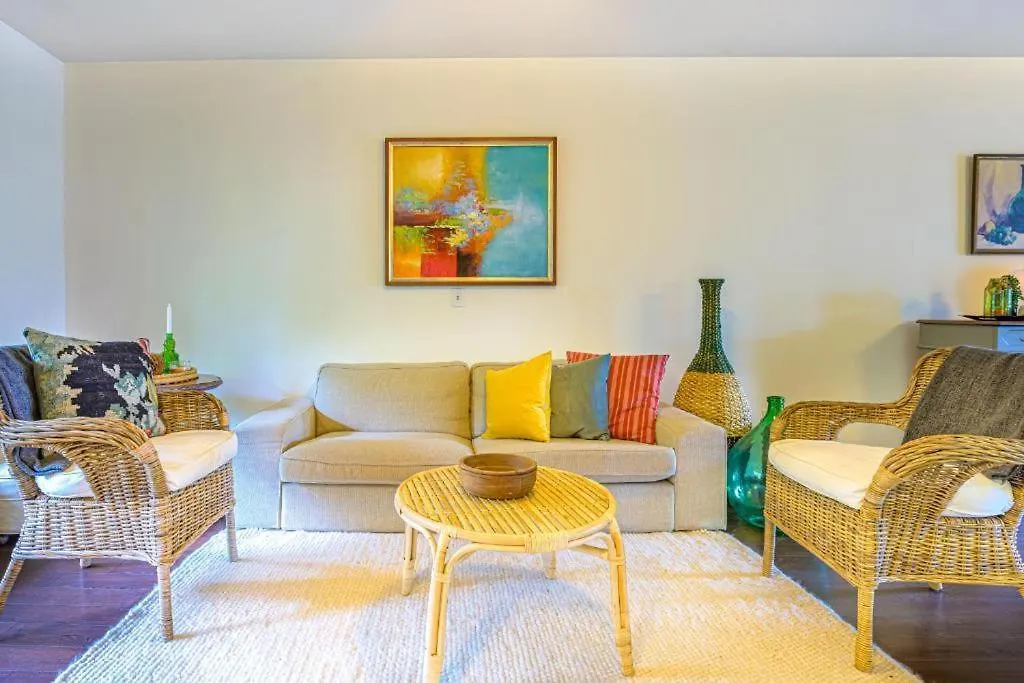 아파트 Charming Suite With Amazing Views 밴쿠버