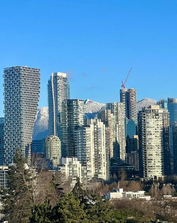 Charming Suite With Amazing Views Vancouver